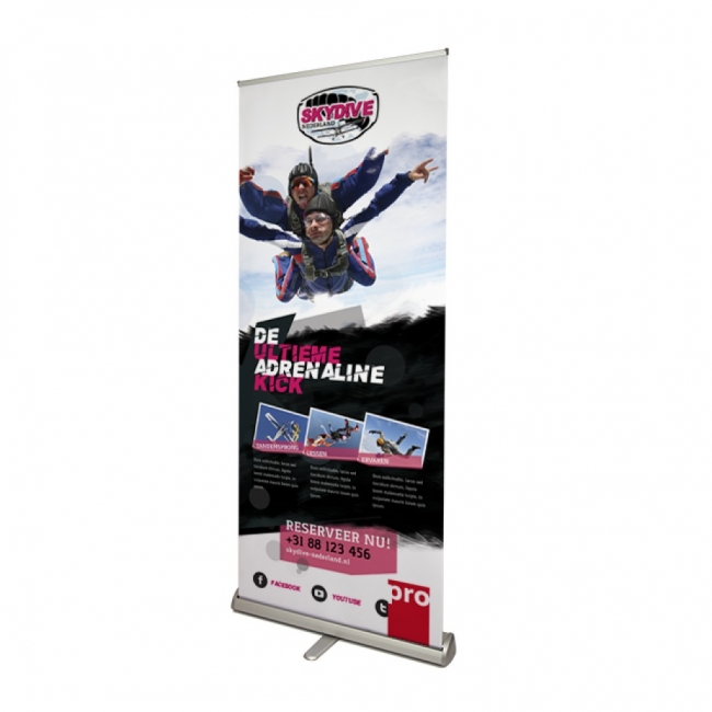 https://www.zoeterhage.nl/WebshopProdist/Content/images/article/roll-up-banners drukwerk drukkerij zoeterhage zoetermeer.jpg